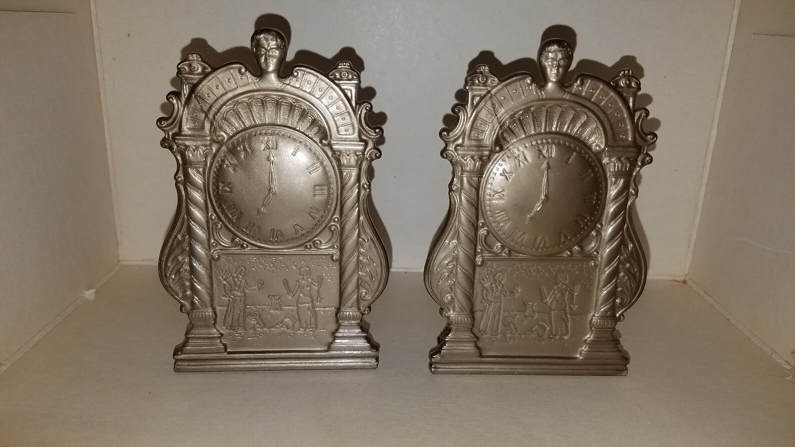 Vintage Plastic Grandfather Clock Salt and Pepper Shakers. Etsy