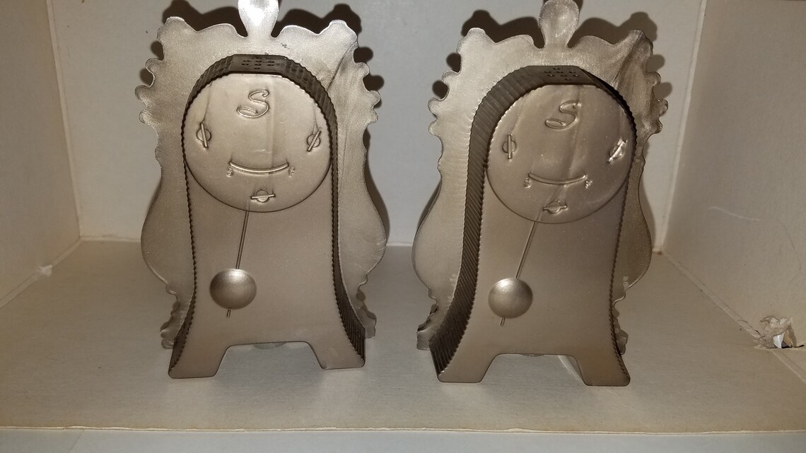 Vintage Plastic Grandfather Clock Salt and Pepper Shakers. Etsy