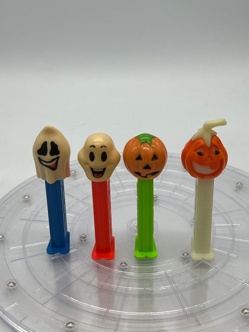 Vintage Halloween Pez Dispencers. Ghost, Jack O'latttern, Ghost Face, Ghoul and Witch image 1