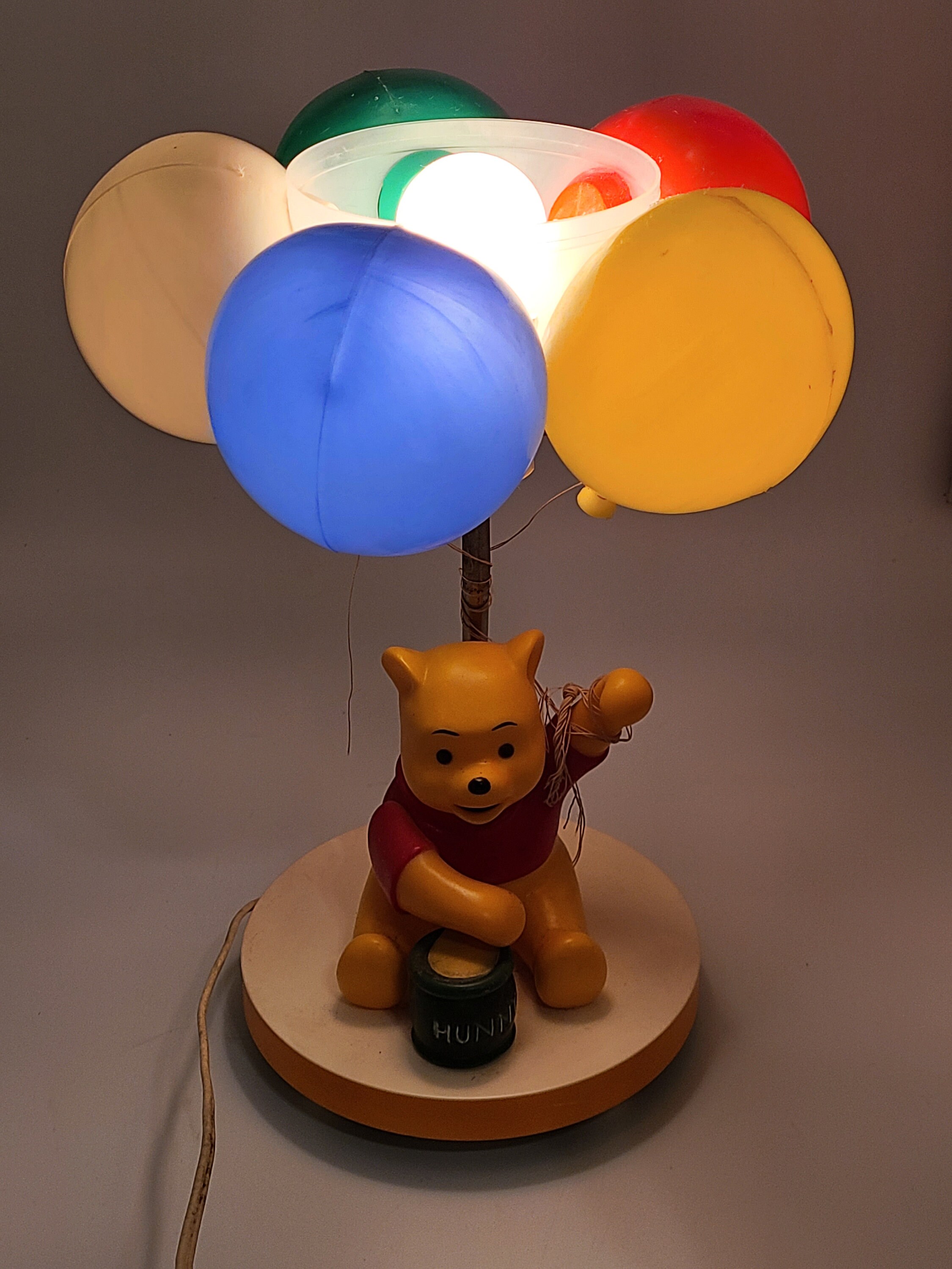 Winnie the pooh sales lamp with balloons