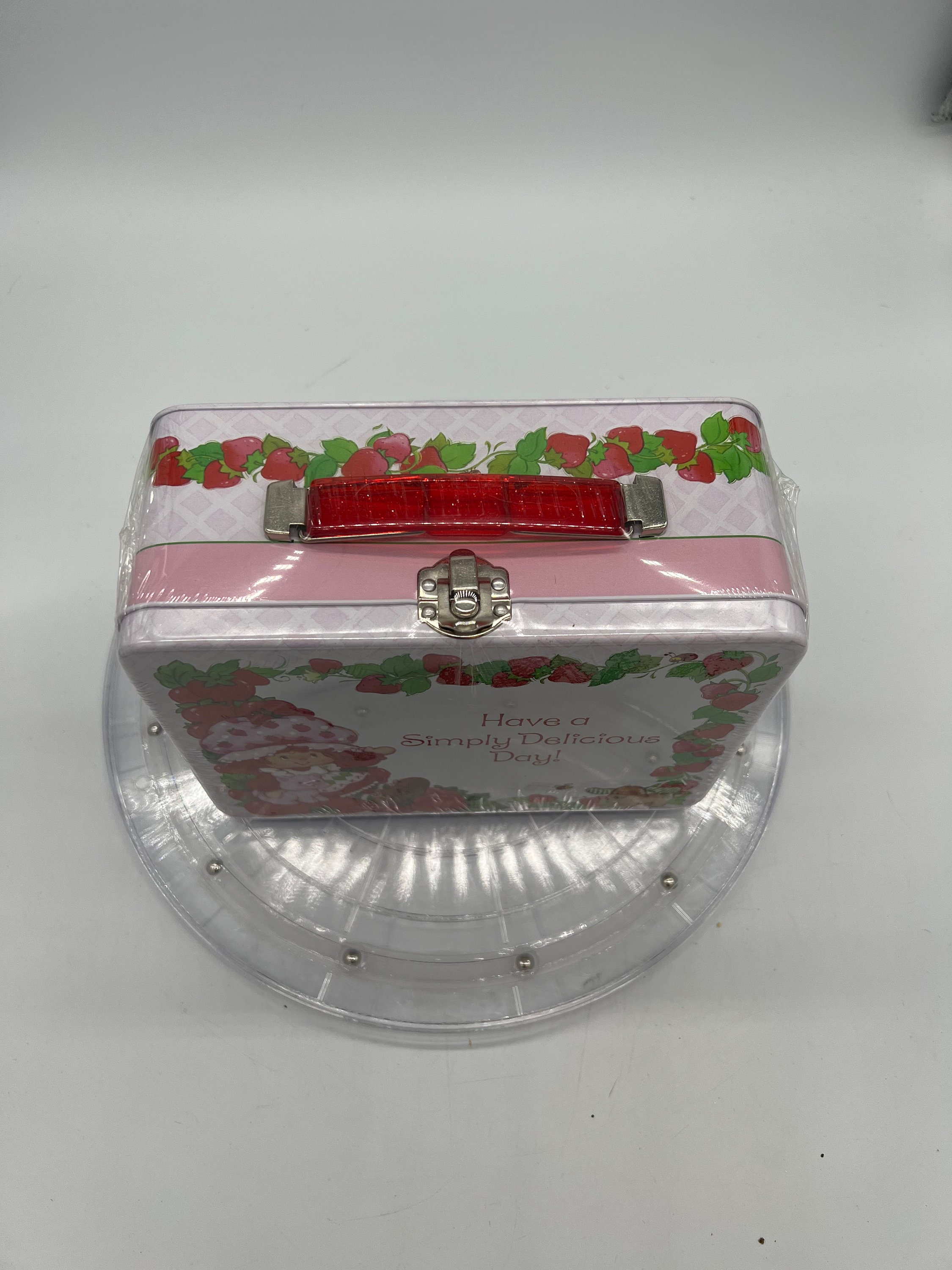 Strawberry Shortcake Friendship Tin Lunch box Embossed Snack Lunch