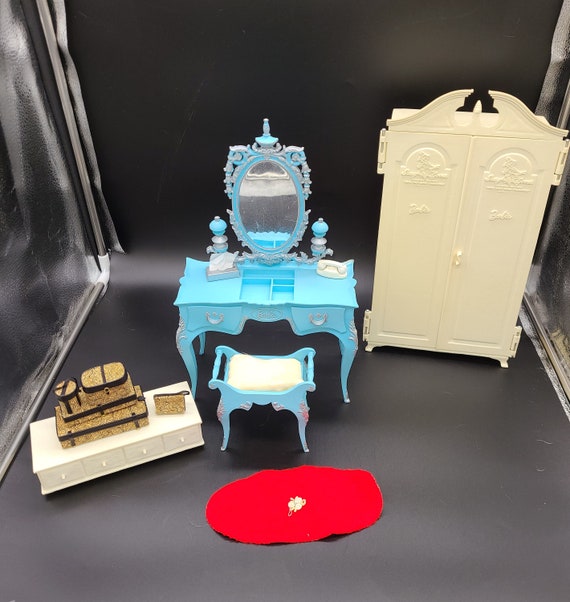 plantoys green dollhouse with furniture
