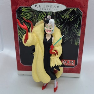 1998 Hallmark Keepsake Disney&#39;s 101 Dalmatians Cruella De Vil