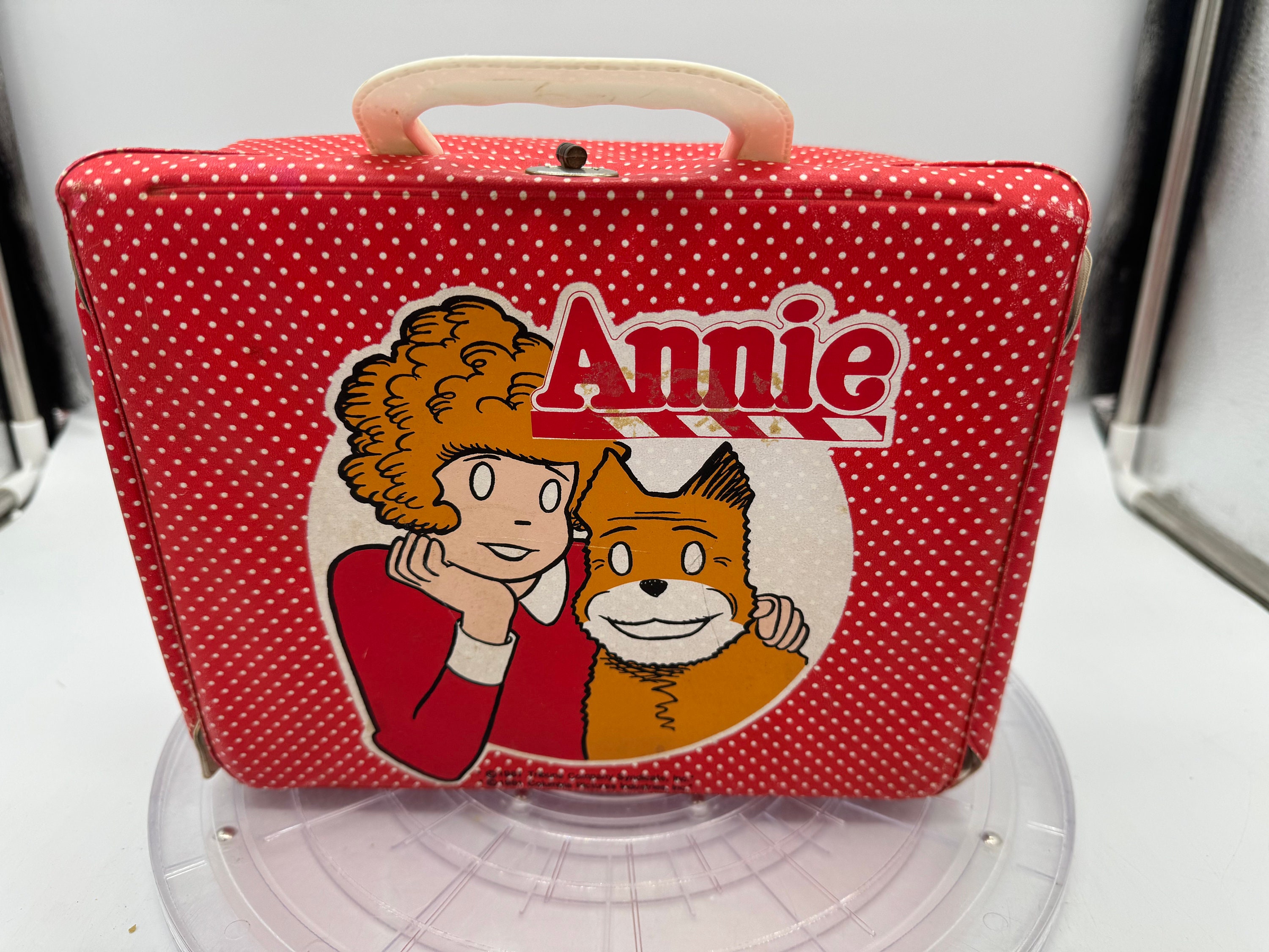 Boîte à lunch en vinyle Orphan Annie des années 1980.
