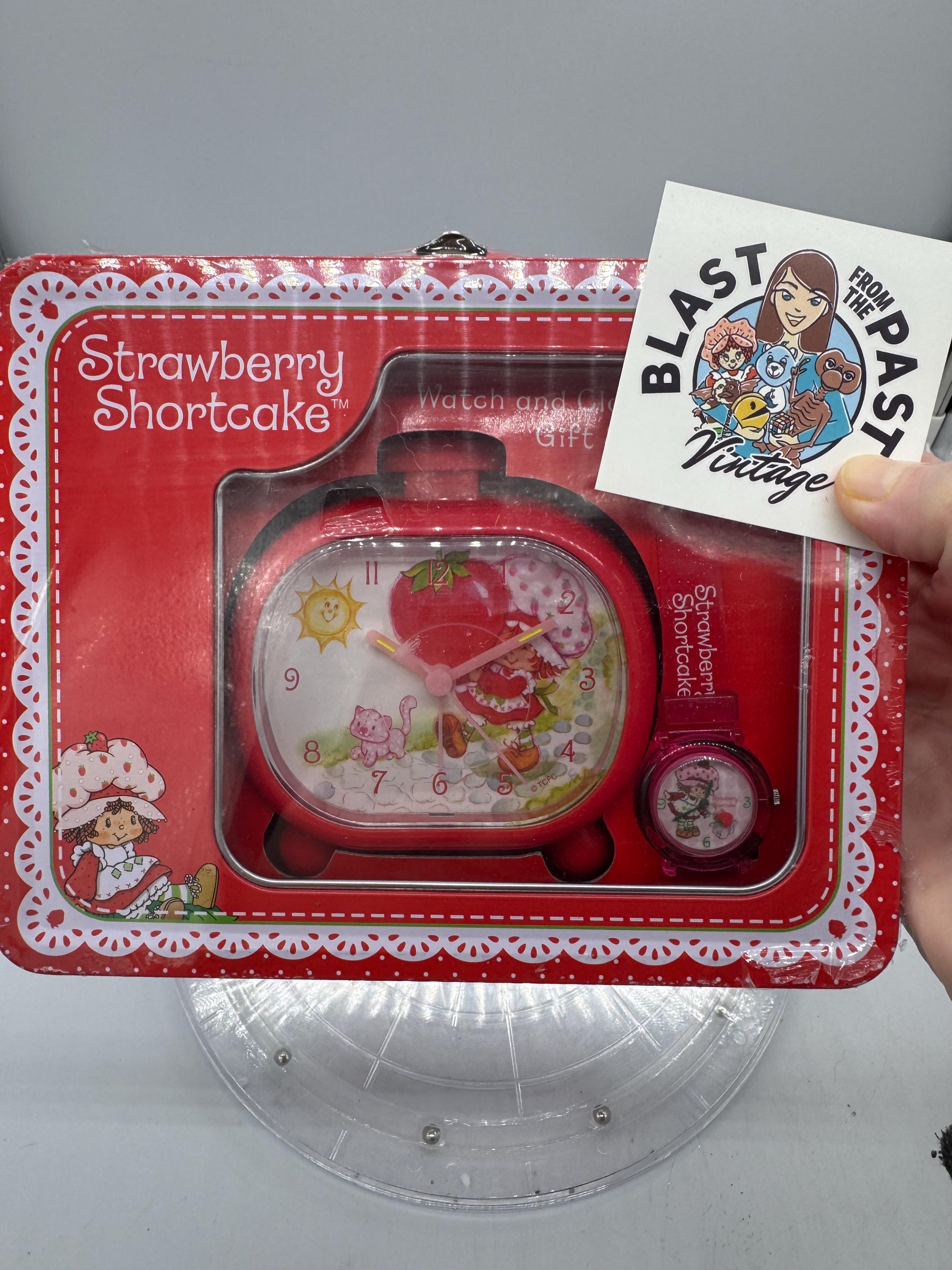 2003 Strawberry Shortcake Clock and Watch Set Inside a Metal Lunch