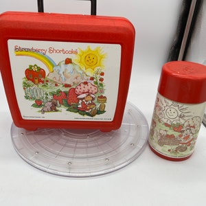 1980 Vintage Strawberry Shortcake Heavy Plastic Aladdin Lunch Box with Thermos.