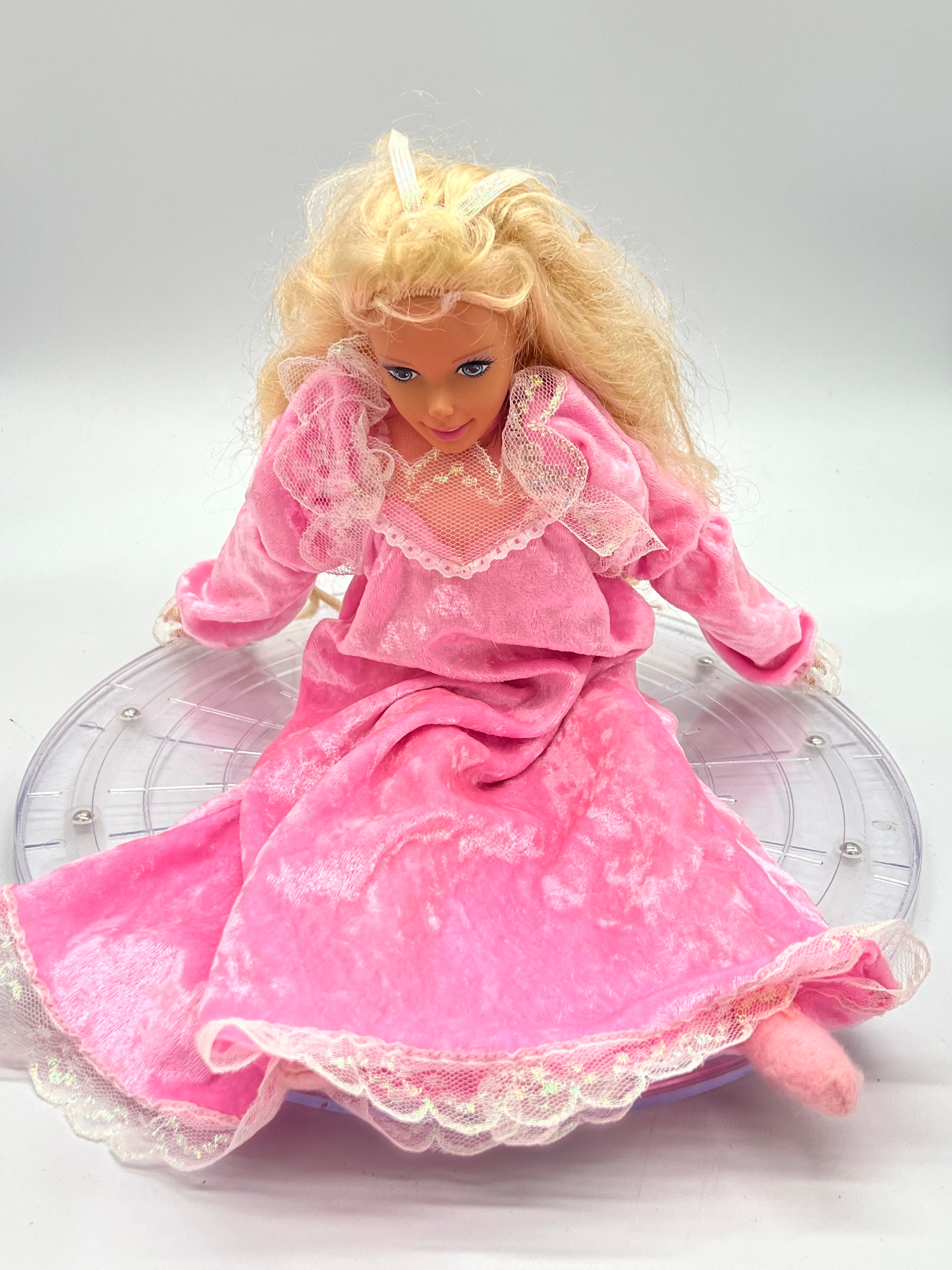 Mattel Bedtime Barbie with Bed Giftset Foreign Issue #10222 NRFB