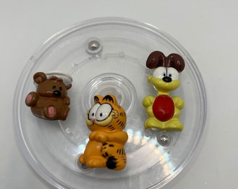 Vintage Garfield Refrigerator Magnets.  Hard to Find! Garfield, Pooky and Odie. Sold Separately!
