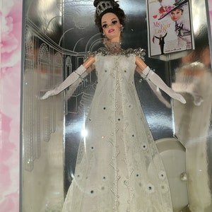 Vintage 1995 Eliza Doolittle Barbie: Hollywood Legends Collector&#39;s Edition