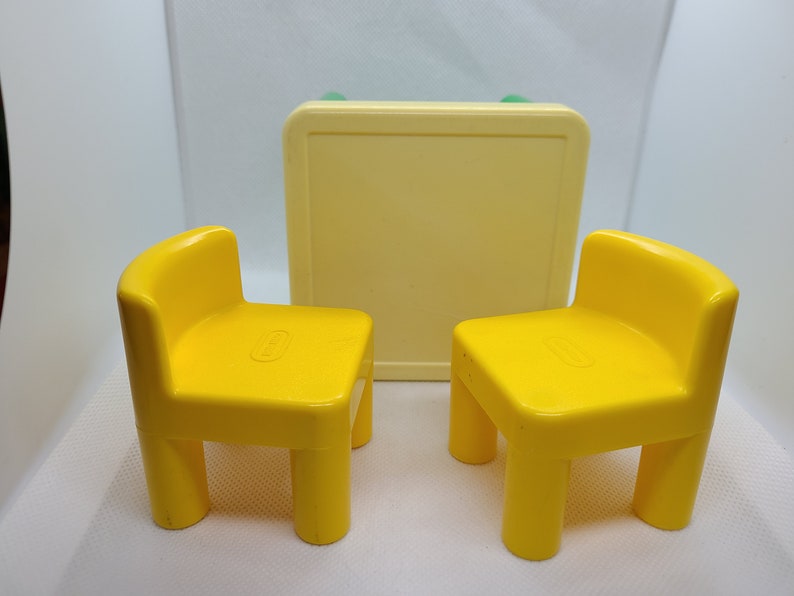 little tikes classic table and chairs set 4230