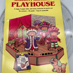1980 American Greetings Corp. Strawberry Shortcake Playhouse Paper Dolls with Theater Stage Uncut!