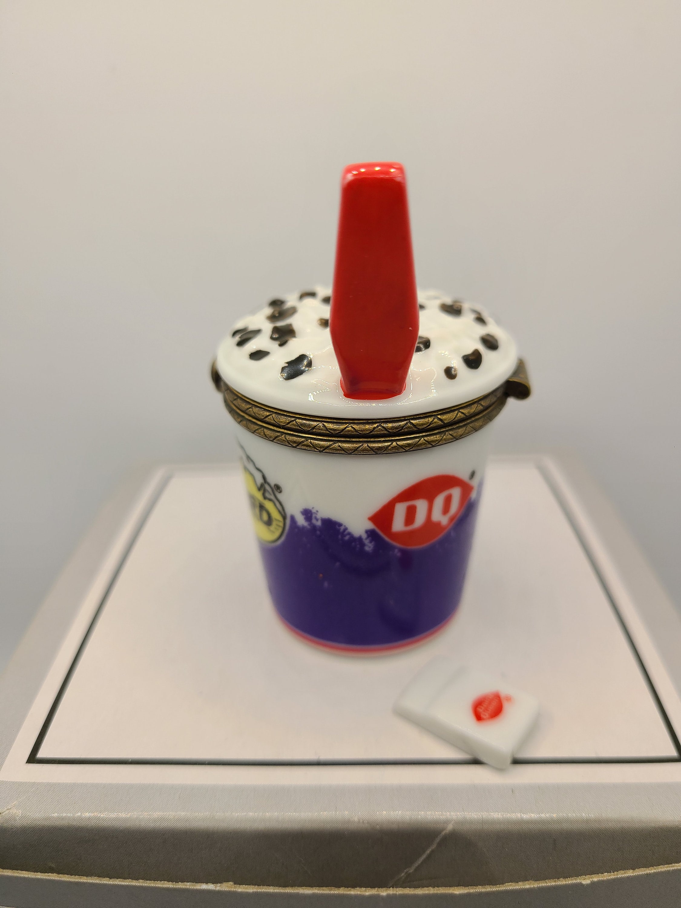 Rare Vintage Retrospect Dairy Queen Cookies and Cream Blizzard