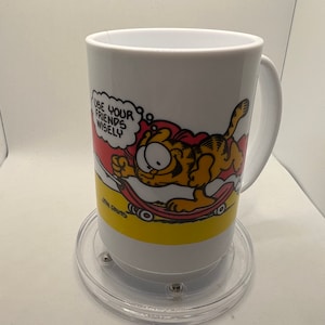 Garfield Plastic Fast Food Mug New Never Used.