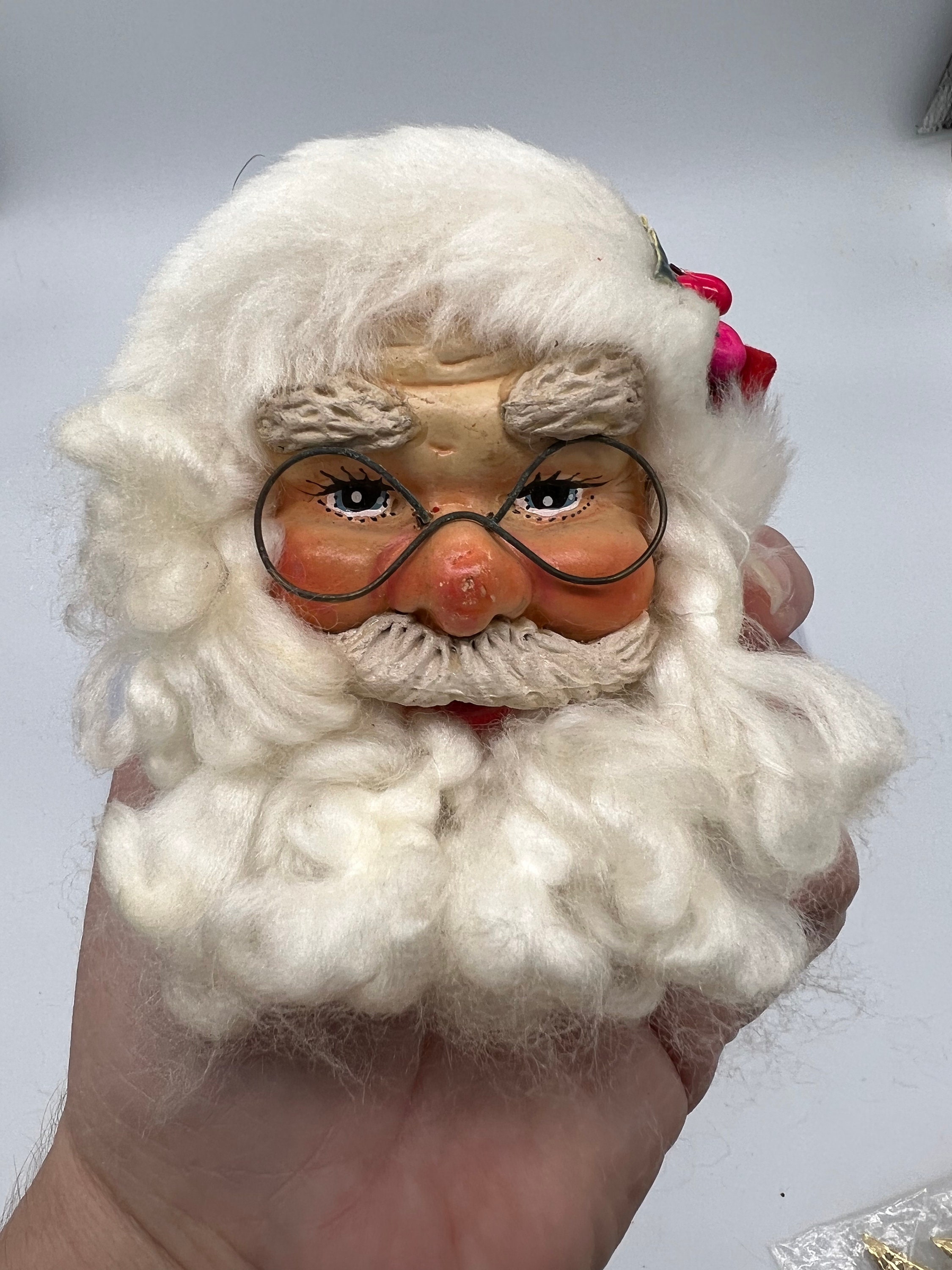 ビンテージ品 サンタ　クリスマスの置物 ヴィンテージのクリスマスサンタクロースの磁器製オーナメント