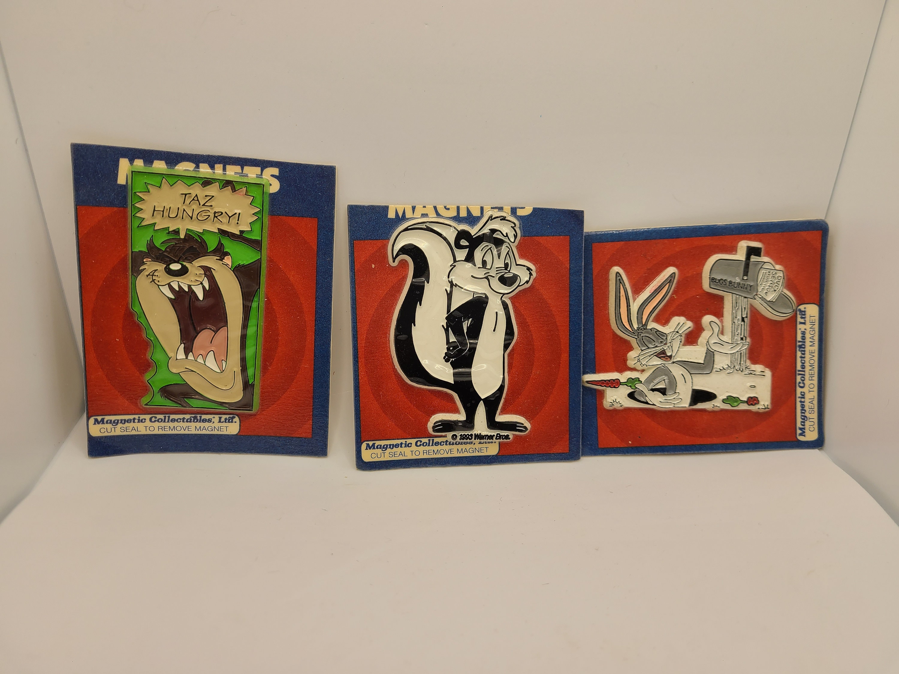 Vintage Looney Tunes Bugs Bunny, Pepe Lepu and Taz Refrigerator Magnets Mint in Pack.