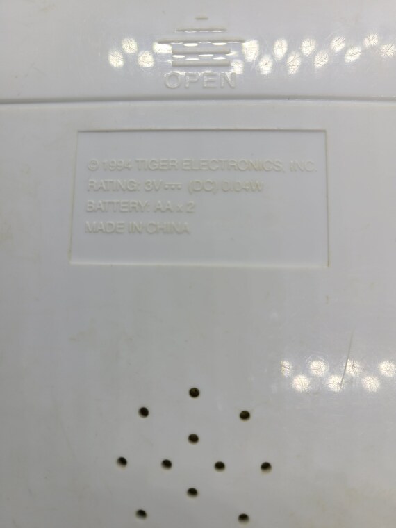 Vintage Tiger Toys 1994 Electronic Disney's 101 Dalmatians Game