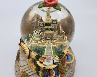 ヴィンテージの非常に珍しい 1991 年ディズニーの美女と野獣、城の