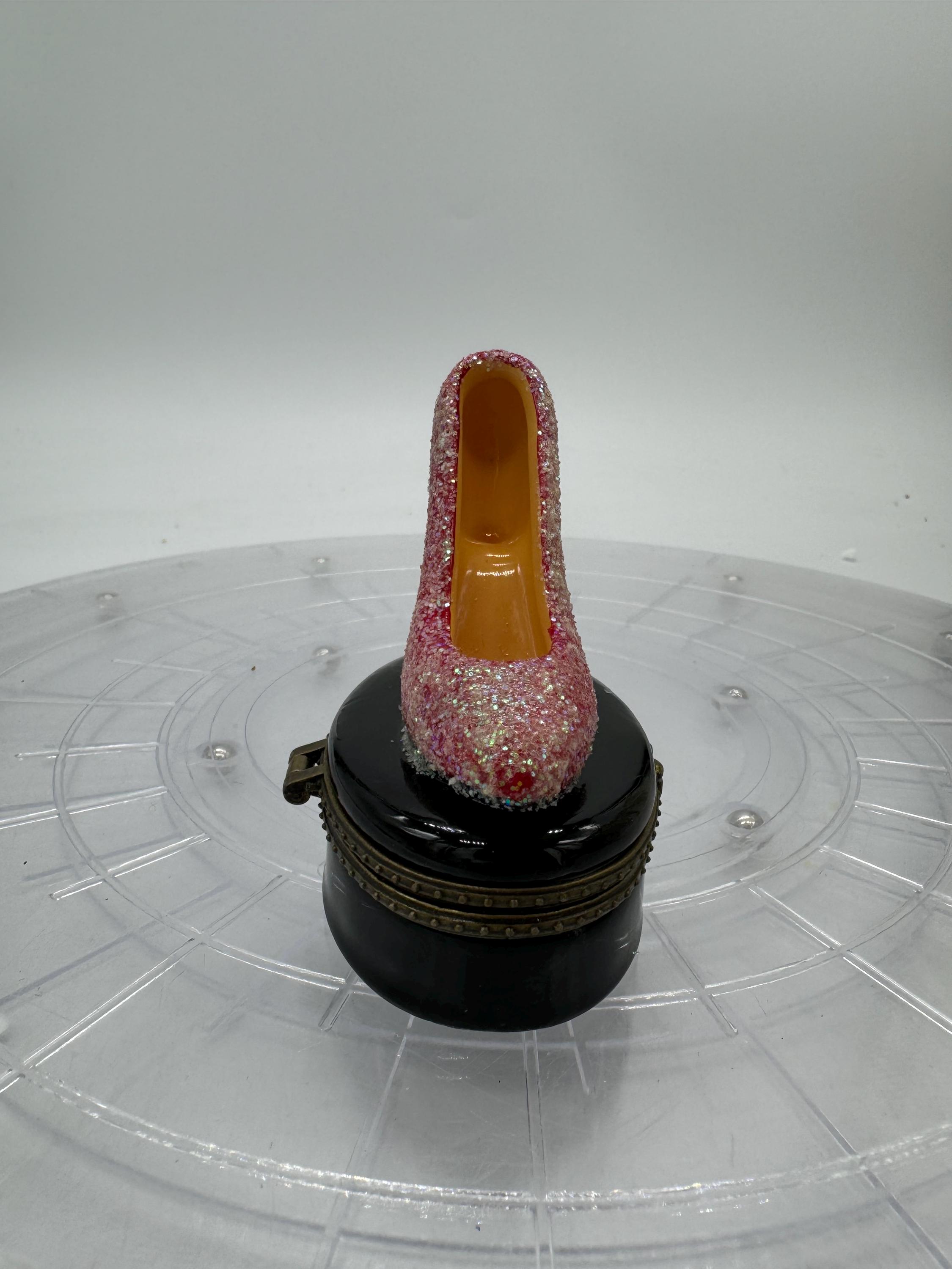 Marilyn Monroe Collectible: Sparkle Heel Porcelain Hinged Box - Etsy