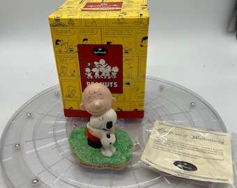 Vintage 2000 Peanuts Hallmark “Hugs” Figurine, Limited Edition with Box
