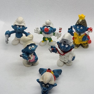 Vintage SCHLEIGH Peyo PVC Smurfs.