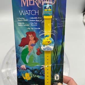 Vintage Disney&#39;s The Little Mermaid Flounder watch mint in pack.