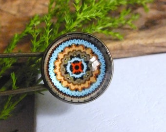 Rustic Shawl Pin: Bronze Cabochon Scarf Brooch, Stitch Counter