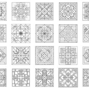 K&ouml;nnte beinhalten: Eine wei&szlig;e Keramik-Tasse mit schwarzem Henkel und dem Text "But First, Coffee" in fetter, schwarzer Schrift. Die Tasse steht vor einem verschwommenen Hintergrund. Die Tasse ist etwa 10 cm hoch.