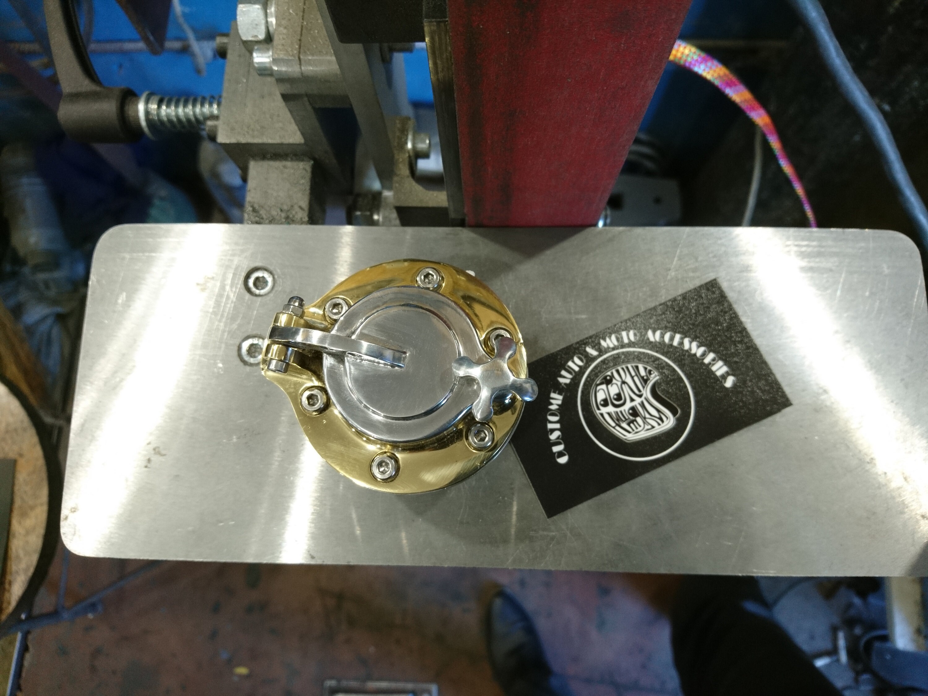 harley gas tank cover
