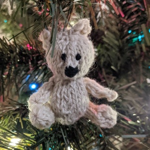 Teeny Teddy Ornament PATTERN image 1