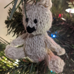 Teeny Teddy Ornament PATTERN image 2