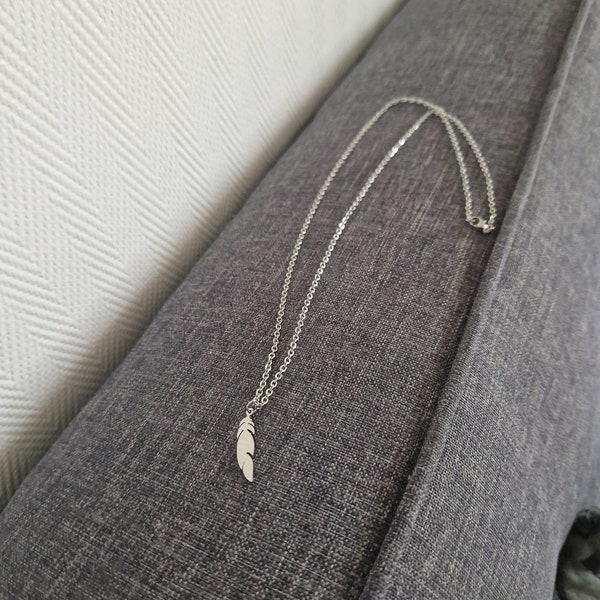 Collier homme plume argenté