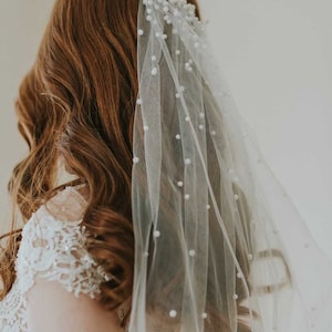 Wedding veil with pearls, veil, veils, long veil, fingertip veil, beaded veil, pearl veil, champagne veil, ivory veil, wedding, white veil image 4