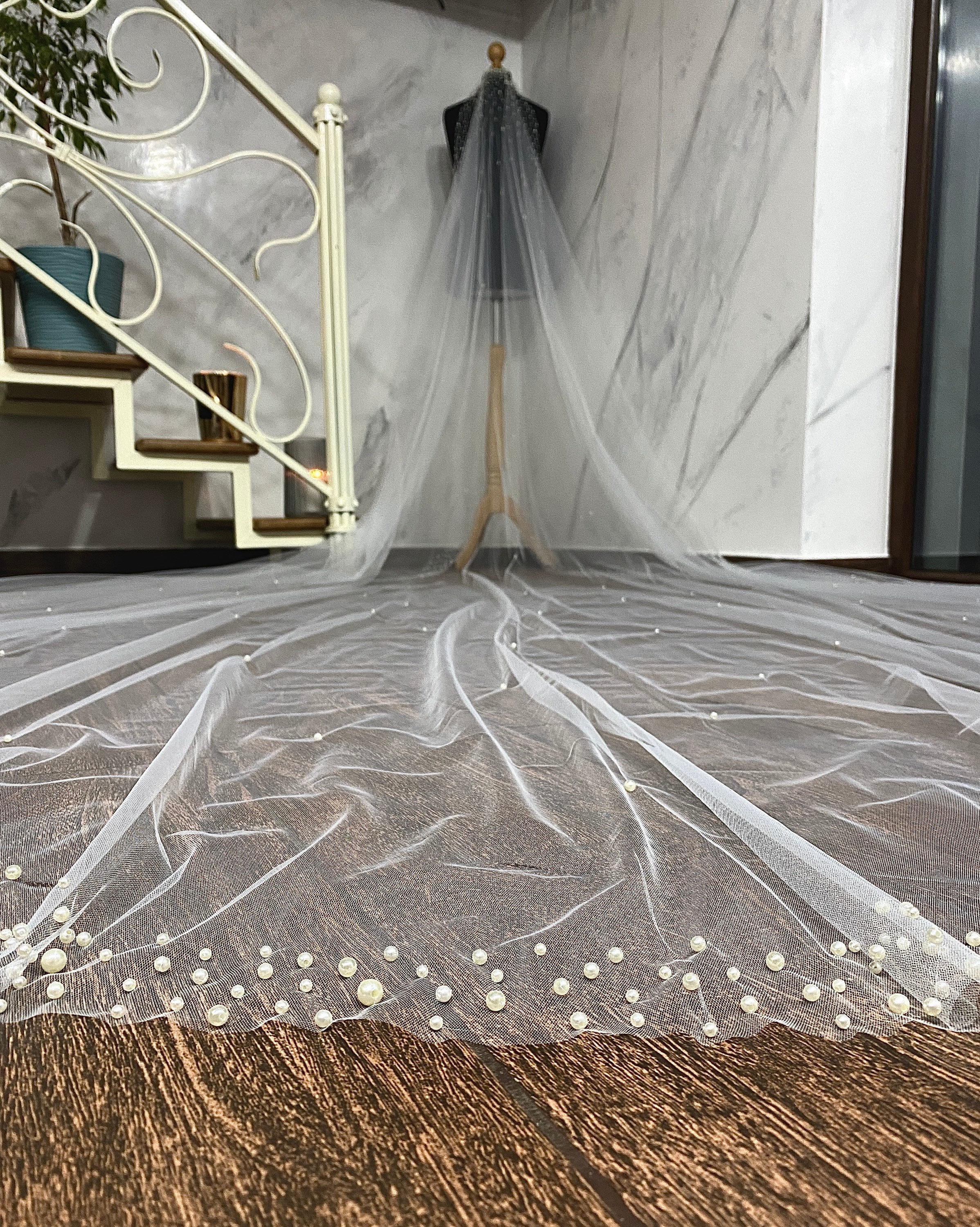 Sprinkle wedding veil Every wedding dress deserves a sprinkle of elegance! She  main image 3