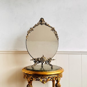 Baroque Oval Wall Mirror – Ornate Gold Frame, Hollywood Regency Style