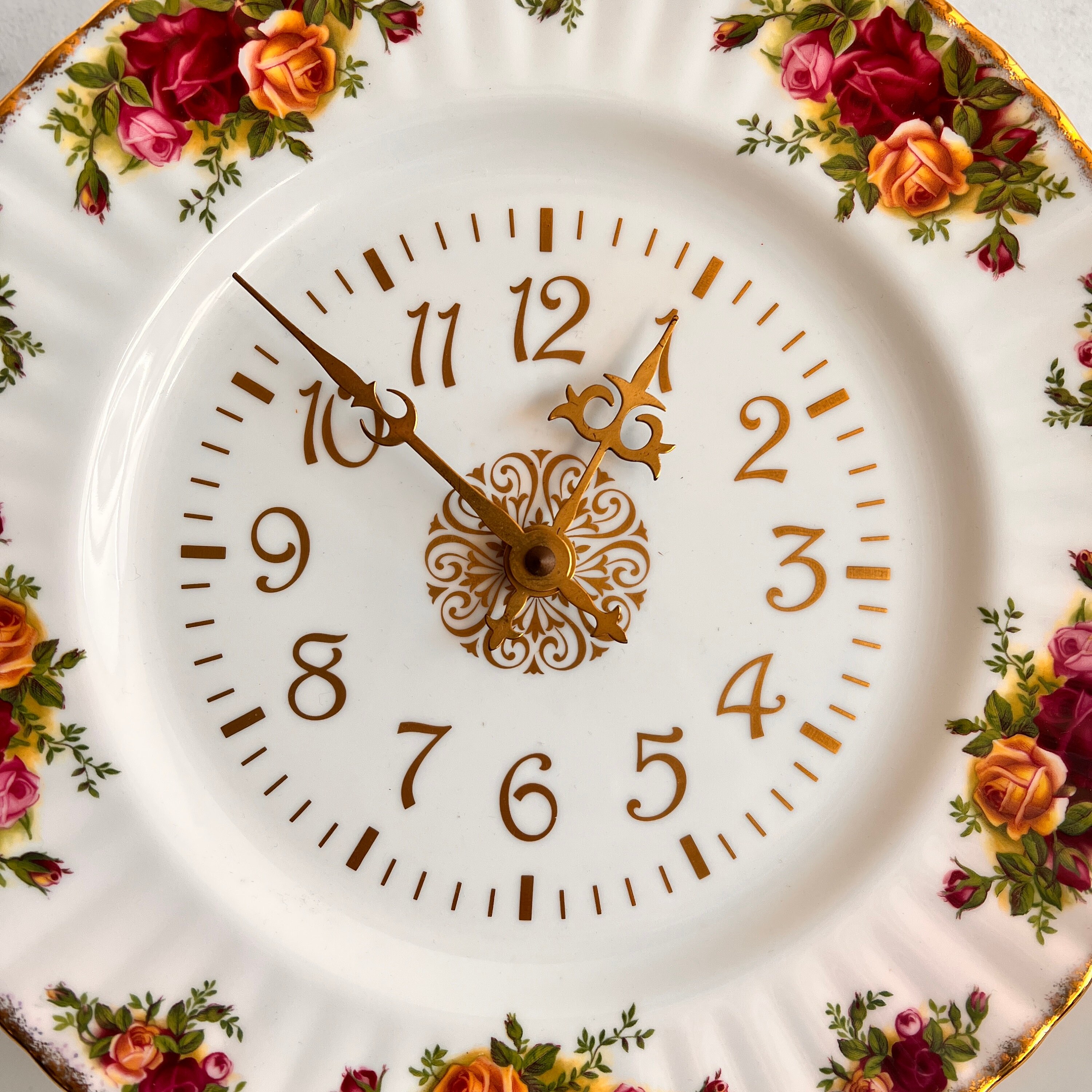 Rare Royal Albert Old Country Roses Wall Clock Quartz Clock Etsy