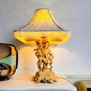 Italian Cherub Table Lamp – Ornate Putti Design, Baroque Gold Base, Romantic Lighting