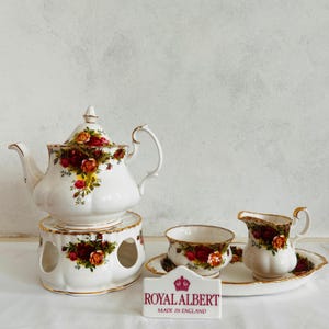 Royal Albert Berkeley Bone China Set x 6 – Floral Blue Pattern