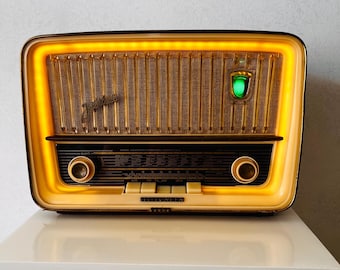 Telefunken Jubilate 8 Tube Radio Working ONLY with Bluetooth, 1950s Wooden Tabletop Model, Upcycled