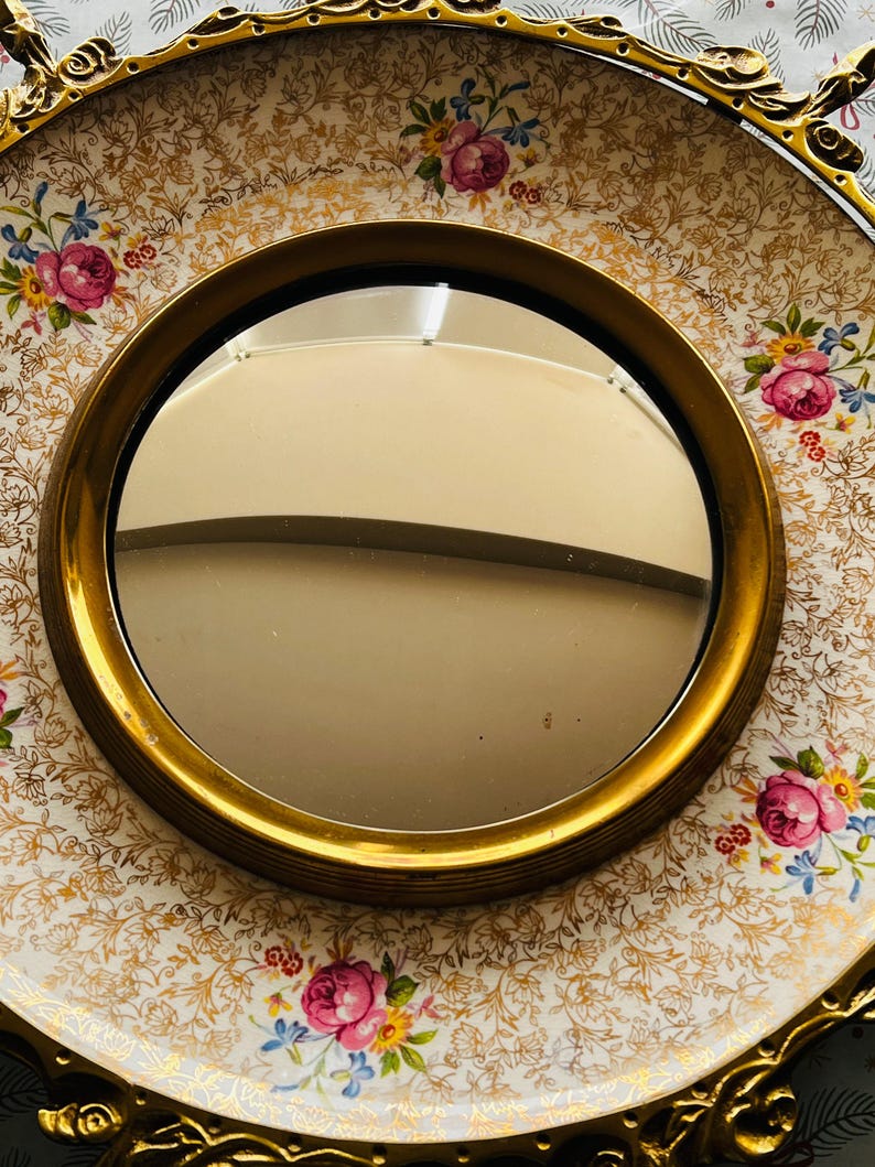 Stunning Hollywood Regency Vintage Convex Mirror, Sunburst Wall Mirror, Made in England, Rare find!Vintage Convex Mirror Stunning Hollywood Regency Sunburst Wall Mirror, Made in England, Rare find!!!