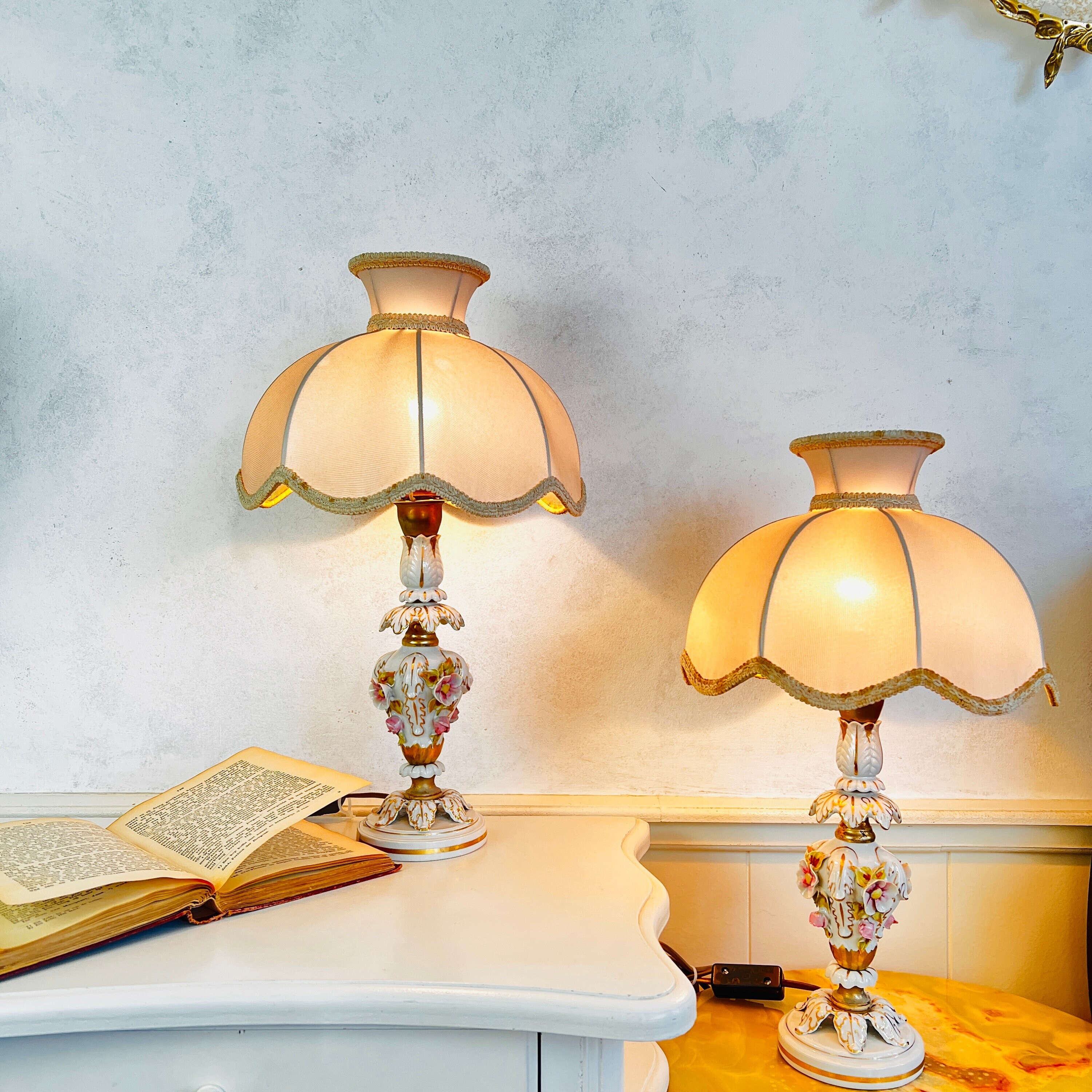 ヴィンテージ スペイン カポディモンテ ダブル ウォールライトピンクのバラ 照明 ヴィンテージ スペイン カポディモンテ ダブル ウォール