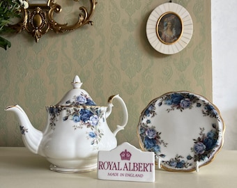 Bone China Porcelain Teapot with Trivet, Royal Albert Moonlight Rose, 1987 England, Wedding Gift, Romantic Tea Party Decor