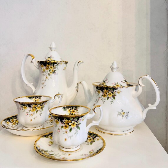 Vintage Royal Albert Royal Ascot Tea Set: Bone China Porcelain 