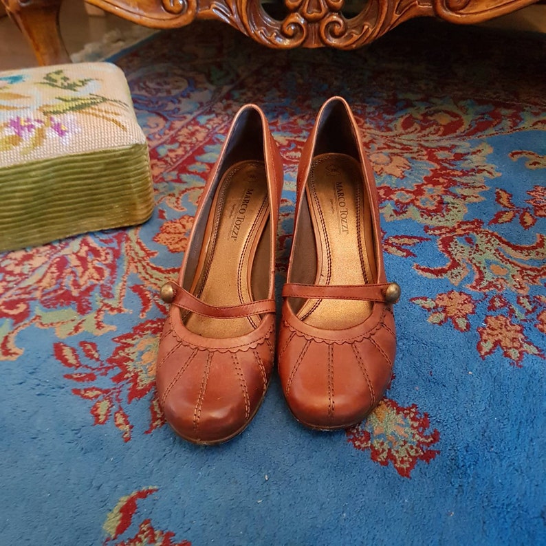 Vintage Mary Jane style leather brown shoes Etsy