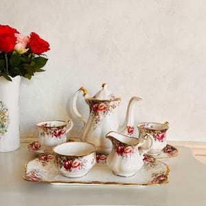 Porcelain Tea Set for 2 – Queen Anne Summer Rose, Gold Trimmed English China