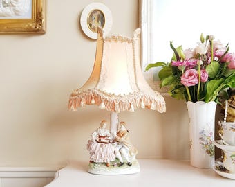 Italiaanse Capodimonte-porseleinen tafellamp – bloemendetail, romantische nachtverlichting