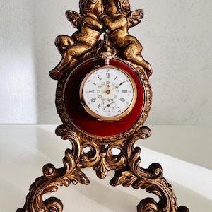 14K Gold Pocket Watch by Remontoir – 10 Rubis Classic Timepiece