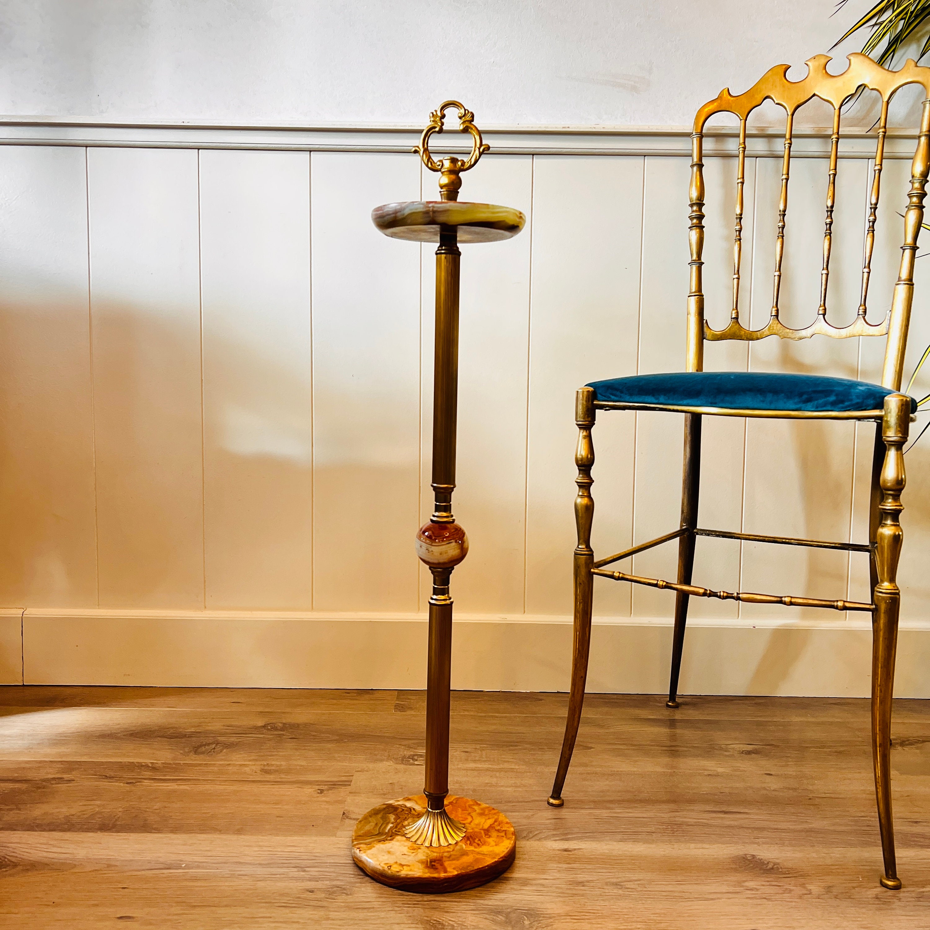 ヴィンテージ スタンディング灰皿、真鍮と大理石のフロアシガレット