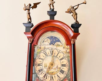 Warmink Wuba Wanduhr aus Messing - Messingpendel, Mondphase, handgemaltes Detail