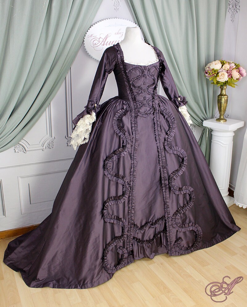 18th century dress