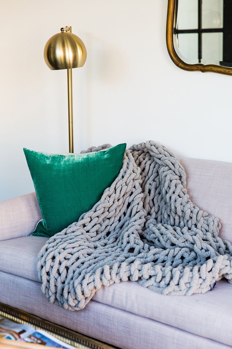 Vegan Chenille Blanket, 100 Polyester, 25X30, 30X40, 40X50, 40X60